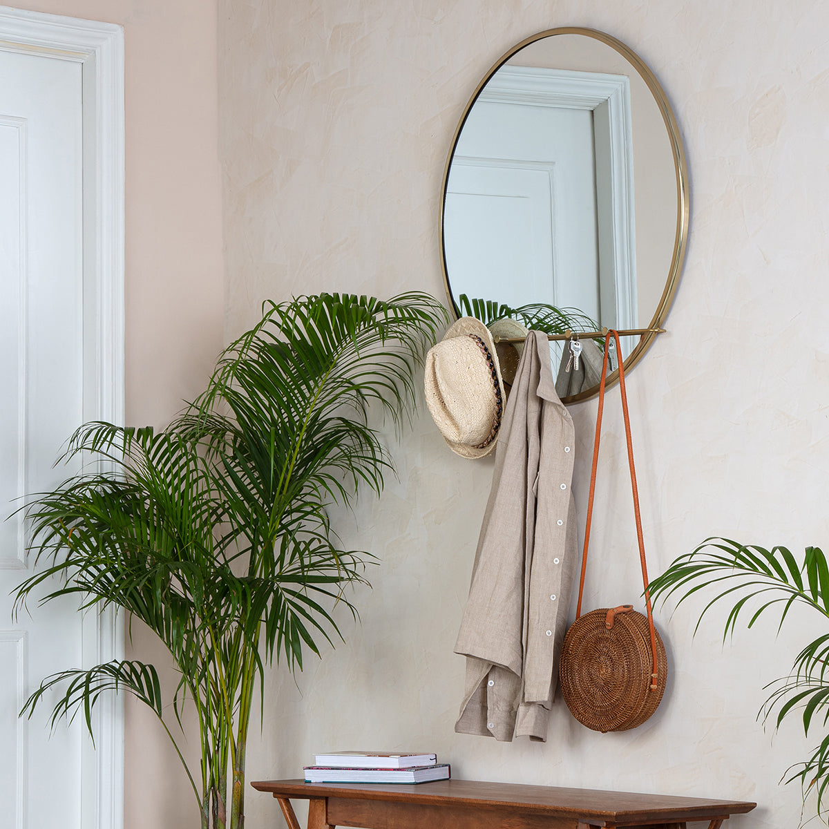 Tess Modern Hanging Mirror